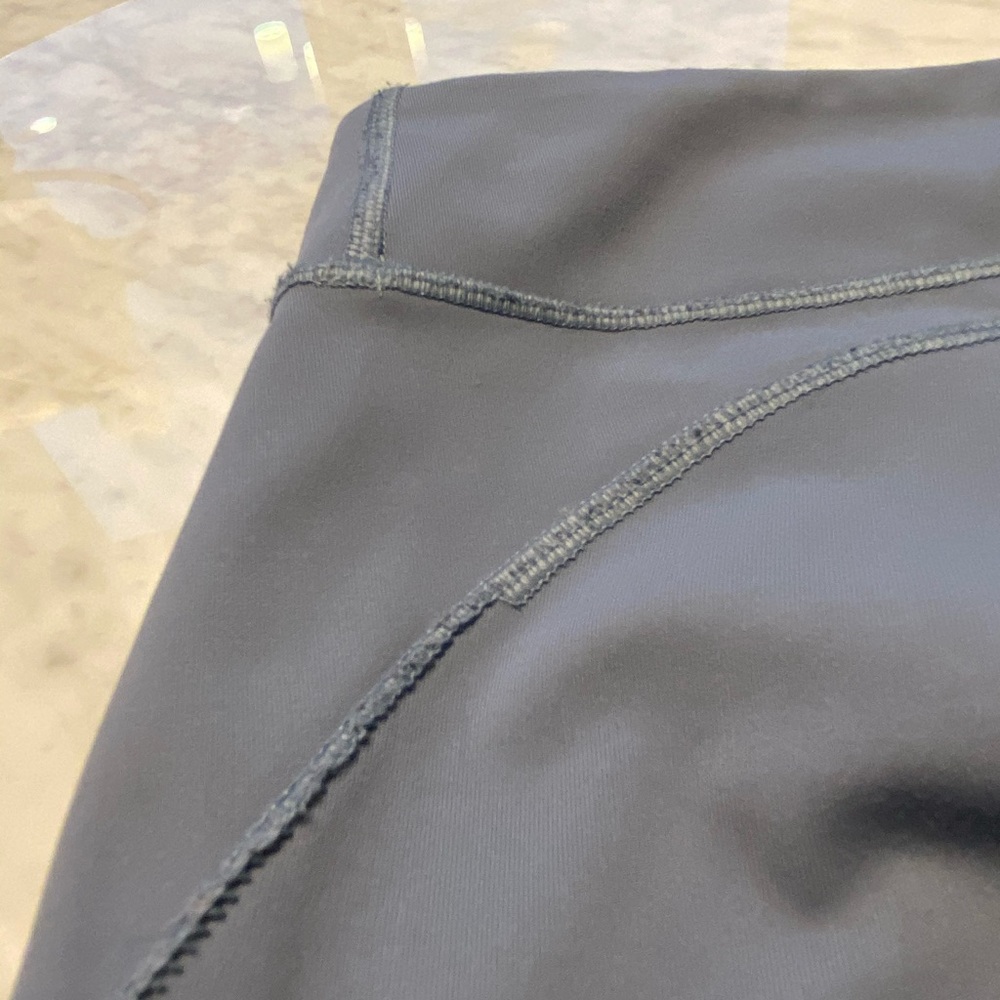 Lululemon crop leggings - Picture 5 of 6
